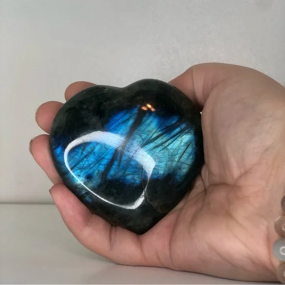 MEGA FLASH Labradorite Heart - Picture 8 of 11